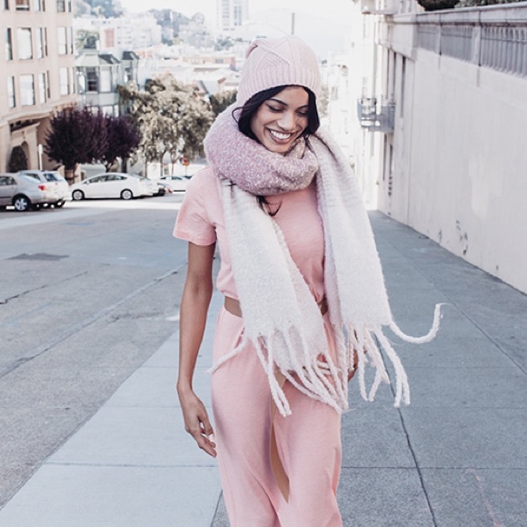 Mersea Accessories - Mer-Sea & Co. Scarf Ombré Pink